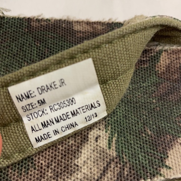 Real Tree Drake Jr. Flip Flops Sandals size 5M - Picture 3 of 9